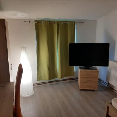 Privatzimmer zu vermieten nähe Landesklinikum - thumb