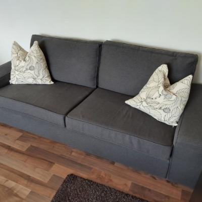 Biete Couch in gutem Zustand - thumb