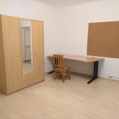 WG Zimmer zu vermieten / room in a shared house - thumb