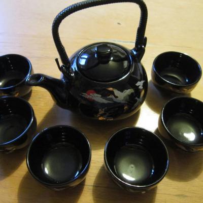 Asien - Teeservice - Kanne + 6 Teeschalen - schwarz - thumb