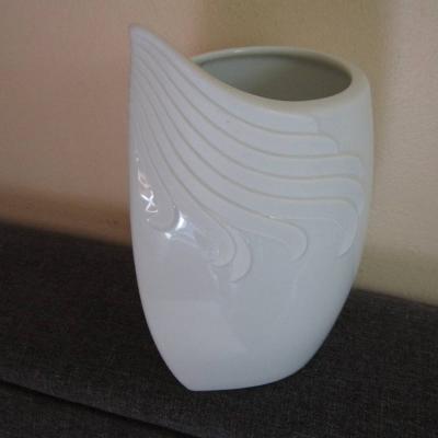 AK - Kaiserporzellan - Vase Oval - Höhe: 19cm - Länge 13cm - thumb