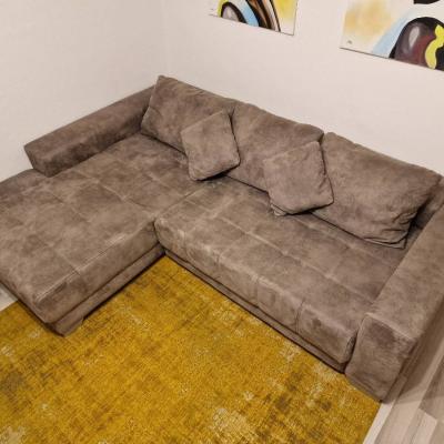 Couch, elektrisch ausziehbar - thumb
