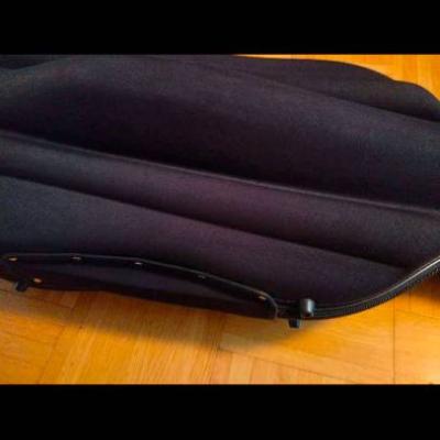 Cello Hartschalenkoffer wenig benutzt 130x56 cm schwarz mit neuen Trag - thumb
