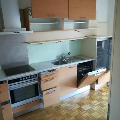 Top aufgeteilte 2-Zimmer-Whg mit 2 getrennt begehbare Zi, WG-geeignet - thumb