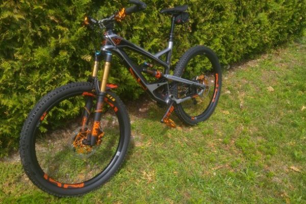 YT Capra cf Pro Race Größe L