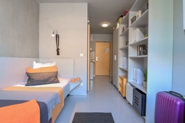 Zimmer in Studentenheim zu vergeben