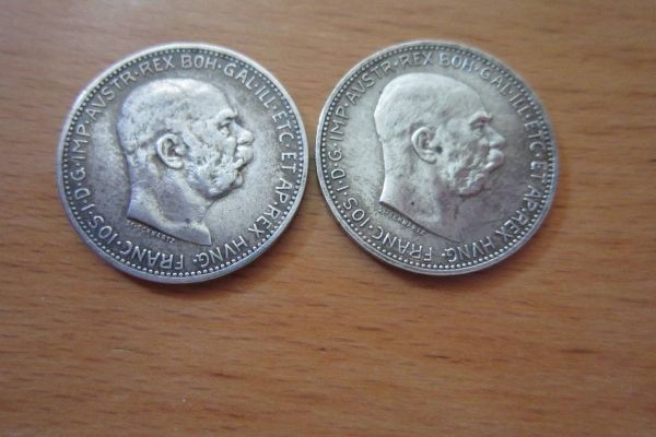 2 Stück - 1 Krone 1915 - Österreich/ Ungarn - Silber 0.835 - Franz Jos