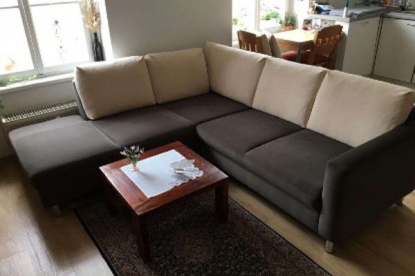 Neue Couch zu verkaufen
