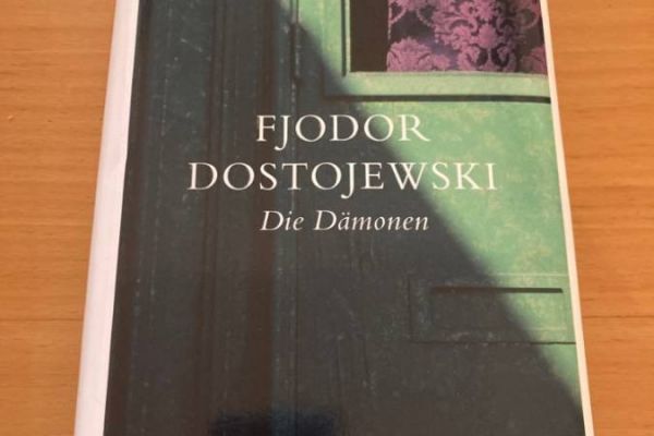 Fjodor Dostojewski: "Die Dämonen". aufbau-Verlag.