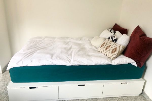 Boxspringbett Ikea + Taschenfederkernmatratze