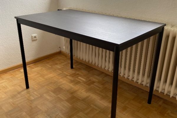Ess-/Schreibtisch