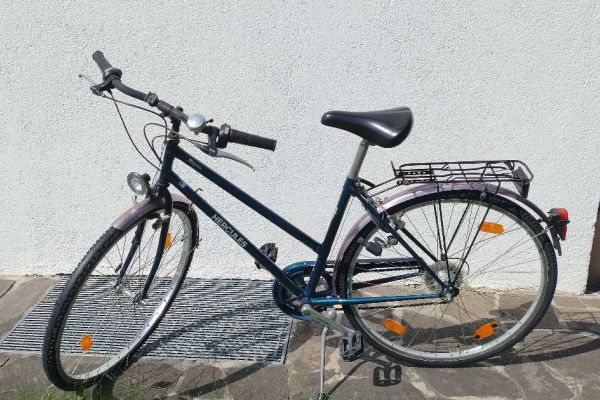 HERCULES Magnum Trekking Bike für Damen im Top Zustand und mit Service