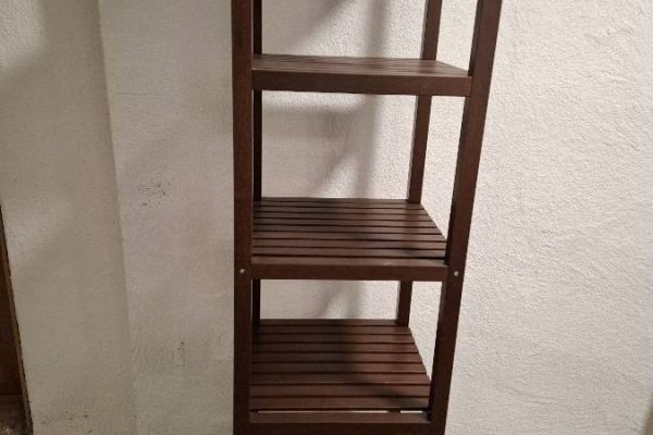 🛁 Braunes Badregal – platzsparend und stabil