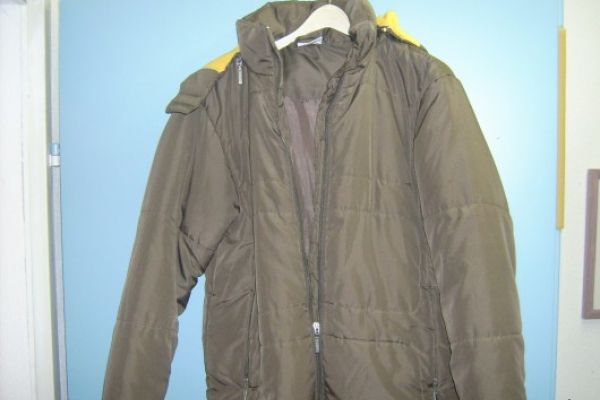 Buben Winterjacke m Kapuze