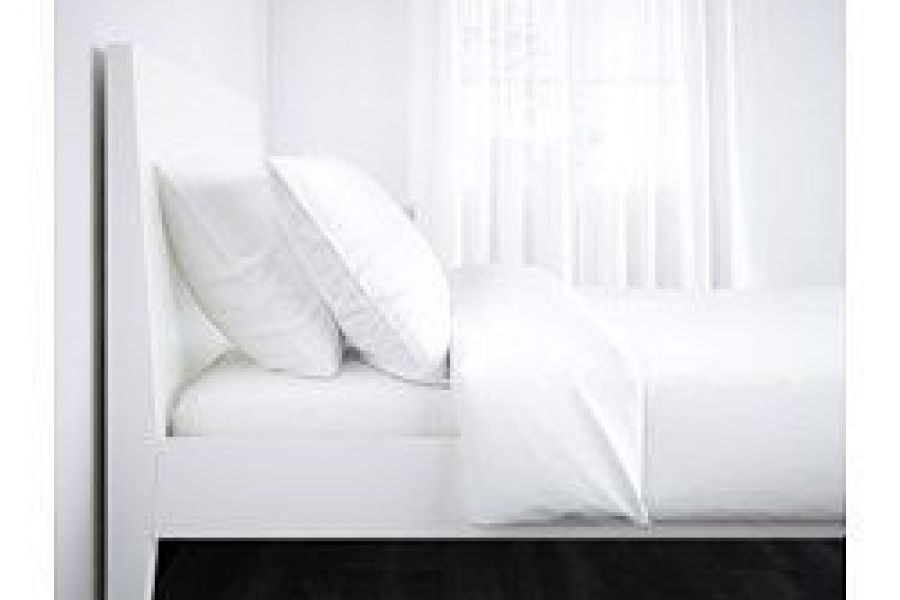 Modernes Bett 160x200 inkl. Lattenrost+2 Matratzen - Bild 2