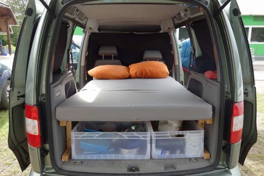 Verkaufe VW Caddy Life Camper Kombi/Family Van - Bild 1