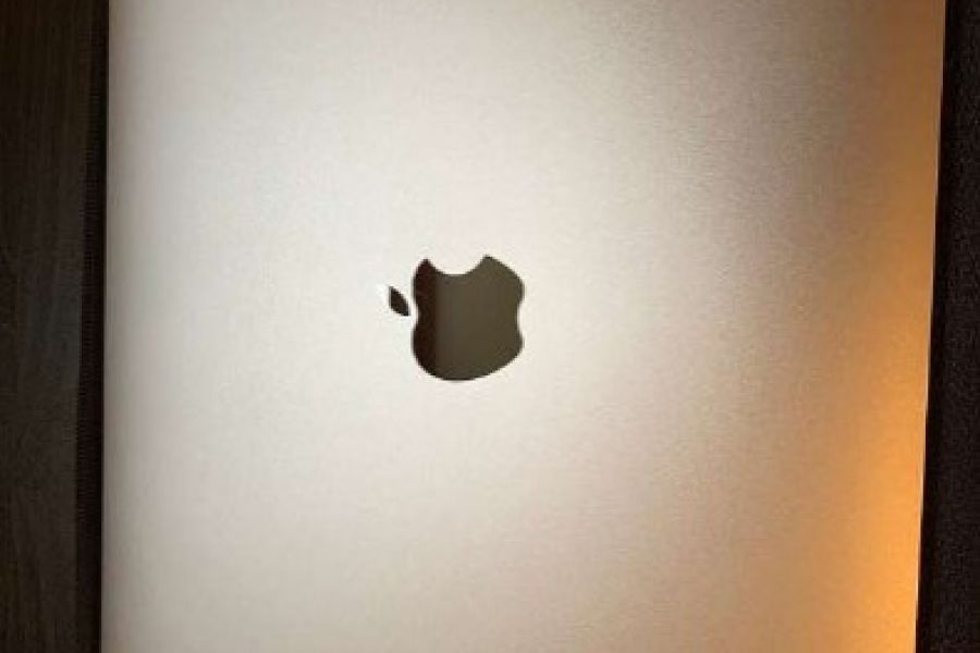 AppleMacBookPro 13 2019 Touchbar - Bild 3