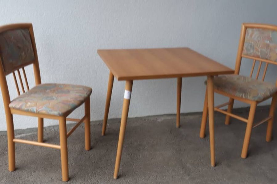 BIETE  günstig :  hochwertige, neuwertige Möbelstücke - Bild 1