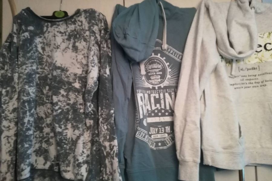 Damenkleidung und Herrenschuhe - Bild 4