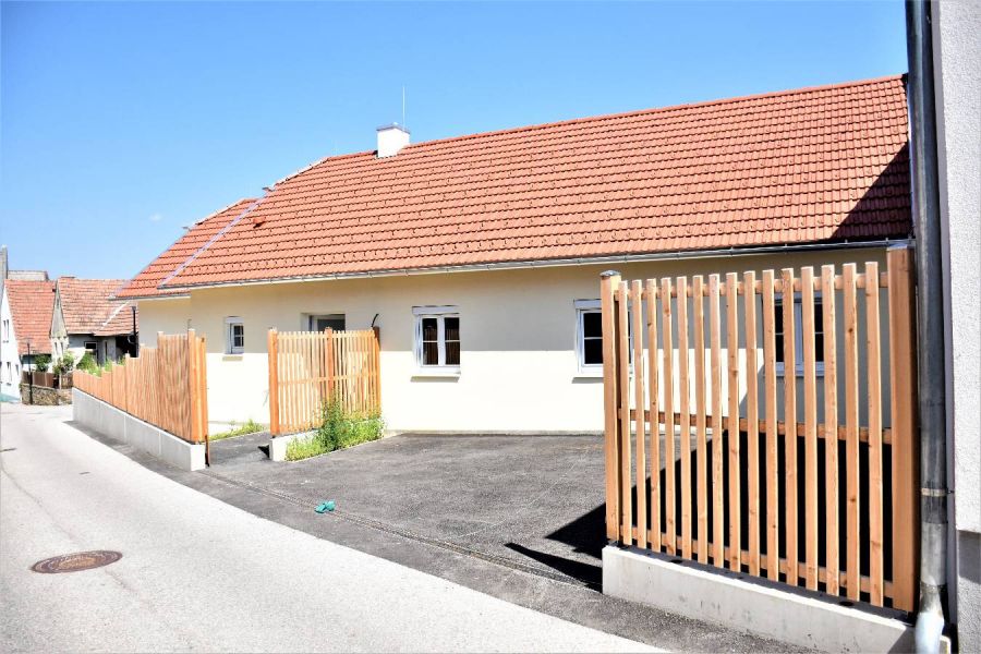 Zwei Zimmer in neuen Einfamilienhaus// 3500 Krems - Egelsee - Bild 3