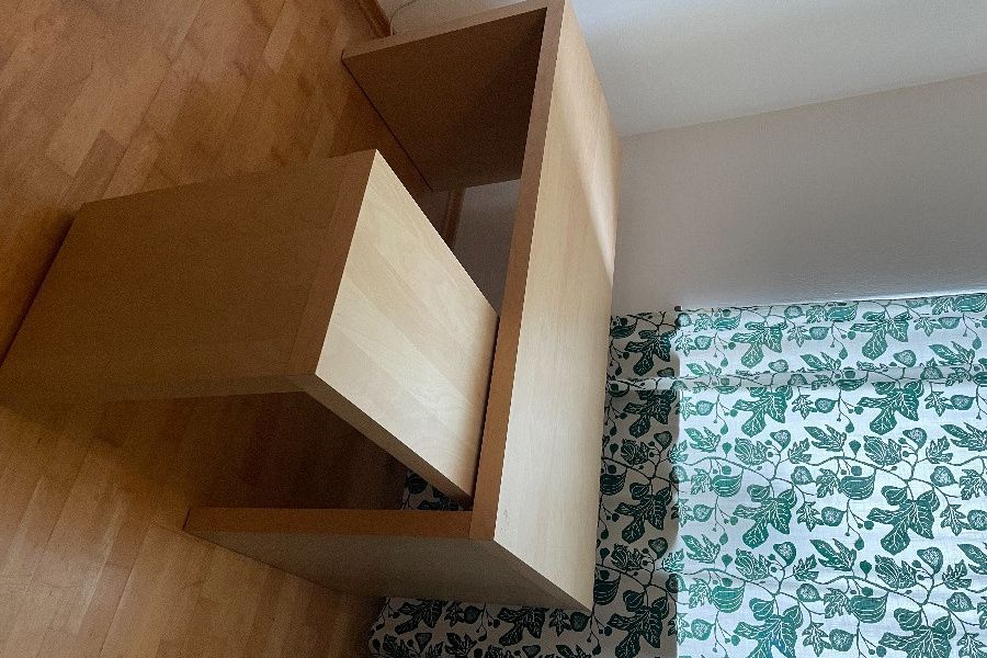 Schreibtisch - Bild 1