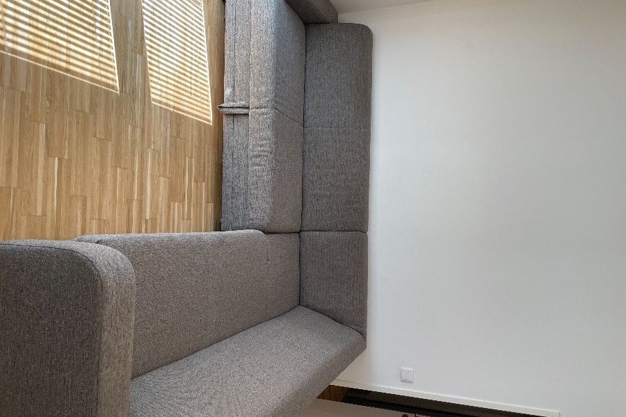 Couch mit Ausziehfunktion - Bild 1