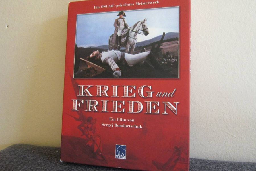 Krieg und Frieden - alle 4 Teile - Dvd Box - Bild 1