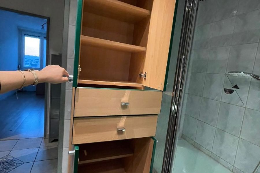 Badezimmerschrank - Bild 2