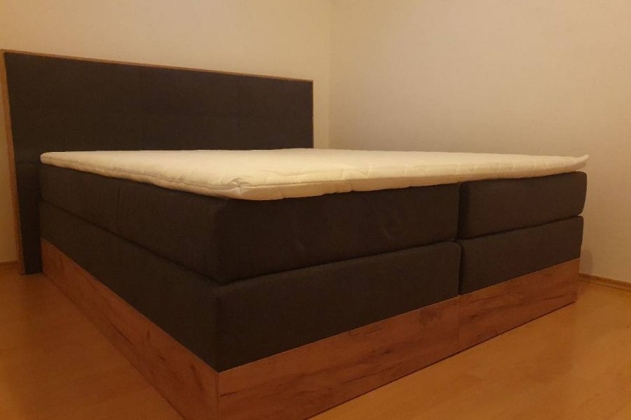 Boxspringbett fast wie neu - Bild 1