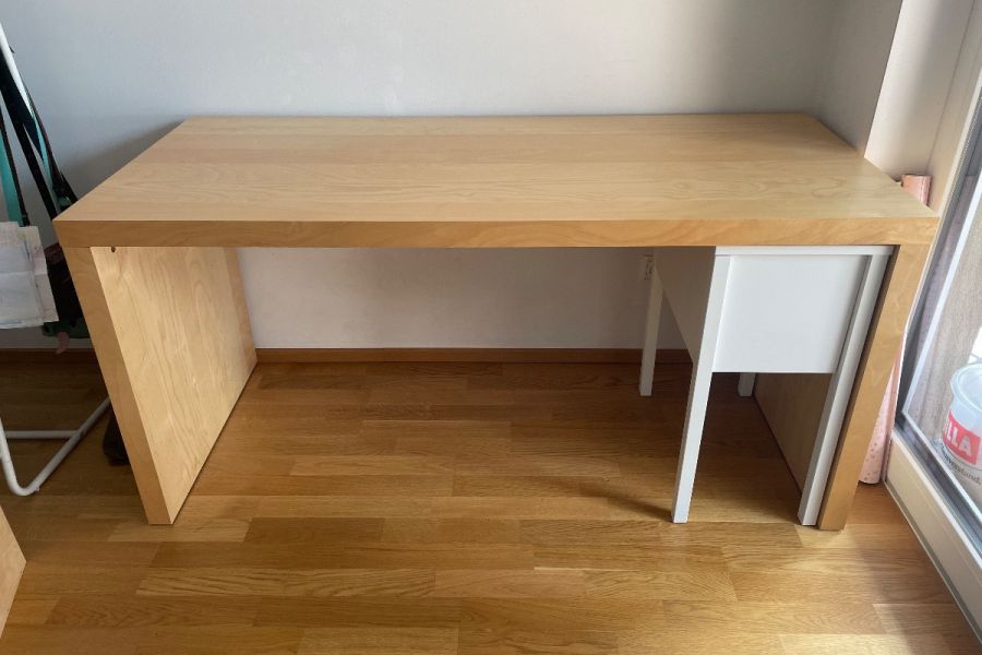 Schreibtisch + Kasten + Stuhl - Bild 3