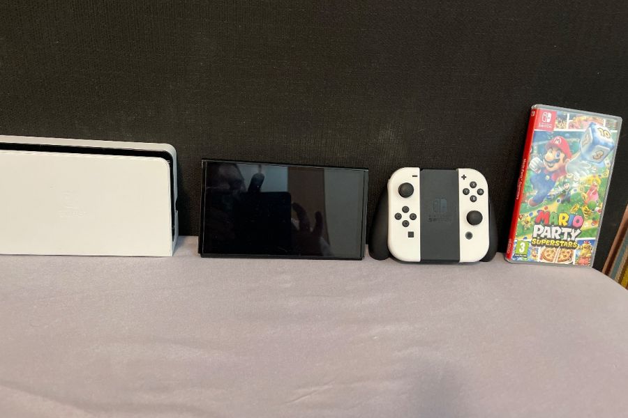 Nintendo Switch oled - Bild 1