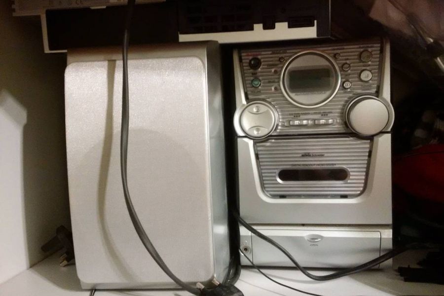 2 Radio Anlagen mit Cassette und CD und boxen - Bild 4