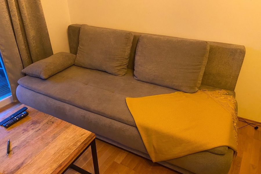 3-Sitzer Couch in hellgrau - Bild 1