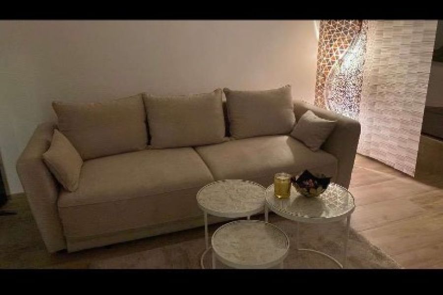 Couch 1,5 Jahre alt in gutem Zustand - Bild 2