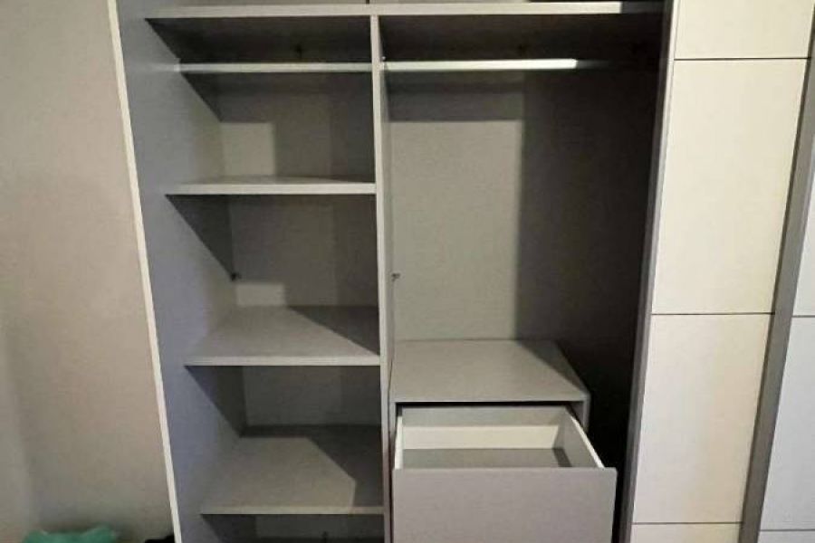 Schiebetürenschrank - Bild 2