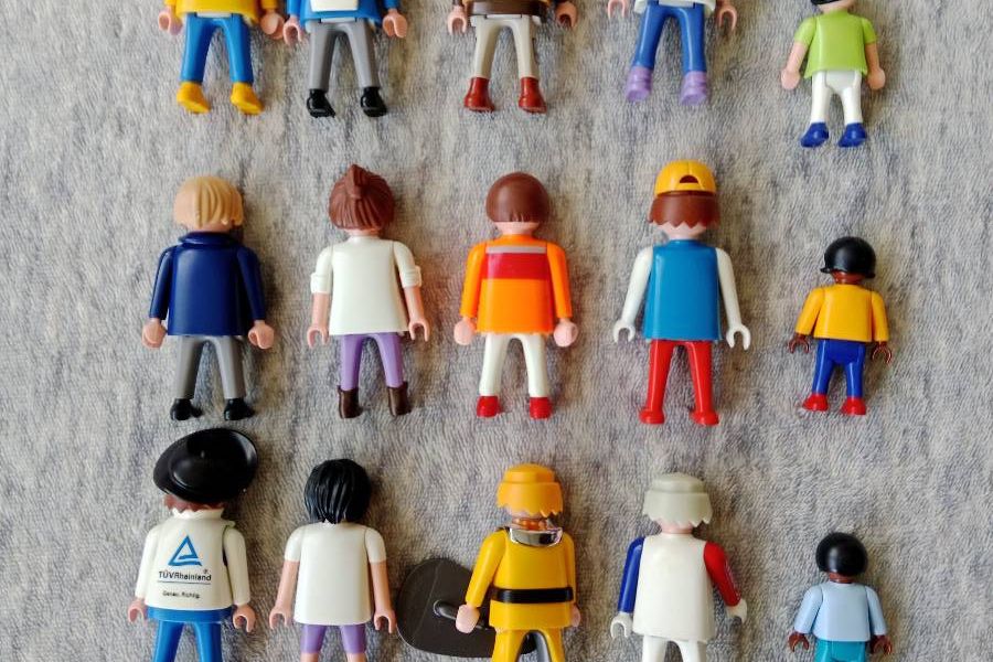 15 Teiliges Playmobil Figuren Set, KOMPLETTES Set abzugeben FIXPR.20€ - Bild 2
