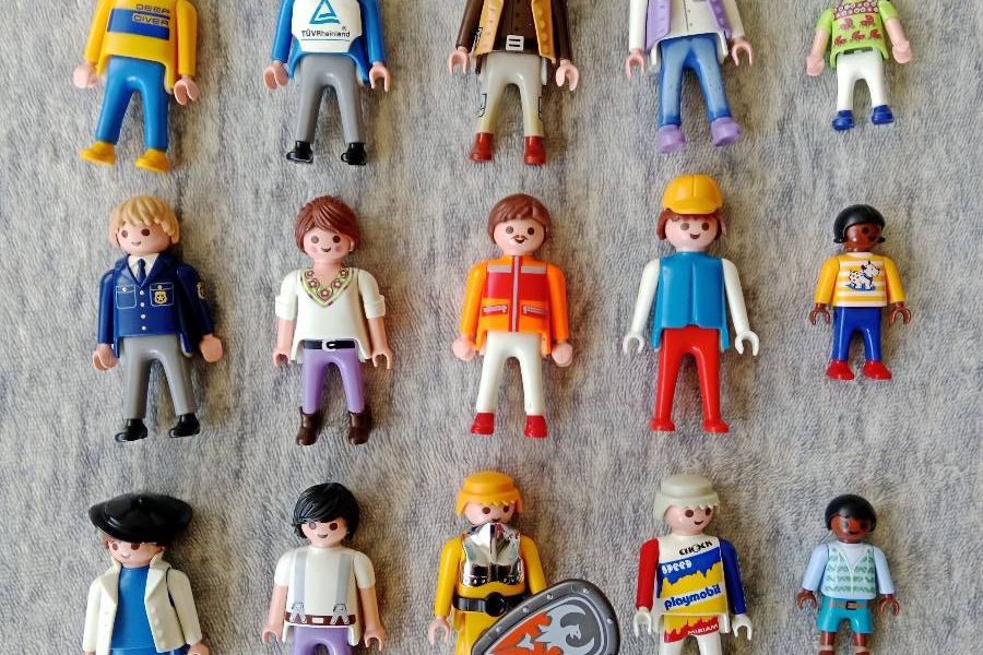 15 Teiliges Playmobil Figuren Set, KOMPLETTES Set abzugeben FIXPR.20€ - Bild 3
