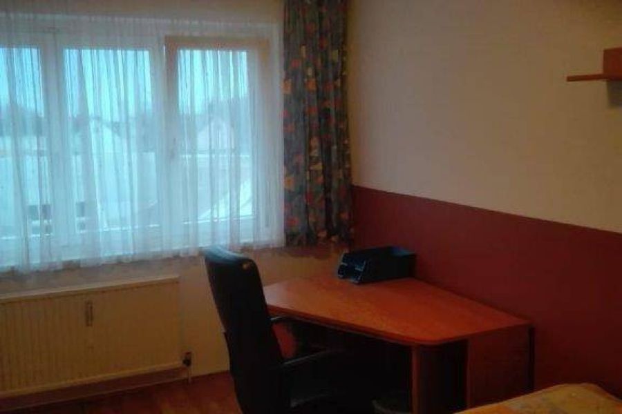 Helles Zimmer 15 m2 zu vermieten - Bild 2